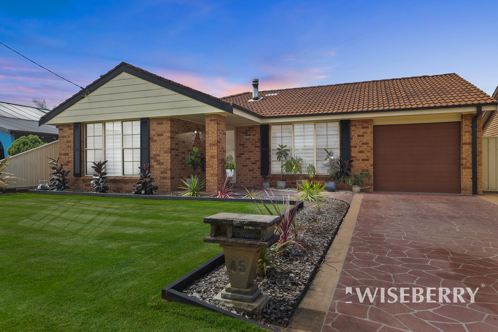 45 Spring Valley Avenue, Gorokan NSW 2263, Image 1