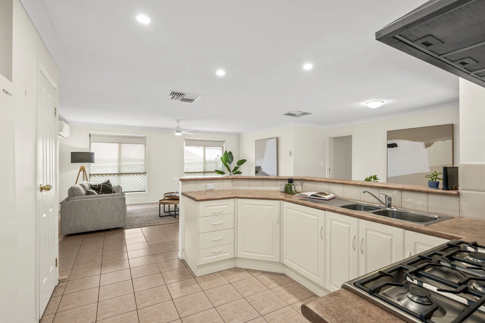 Additional image 6 of 2 The Crescent, Seaford Rise SA 5169