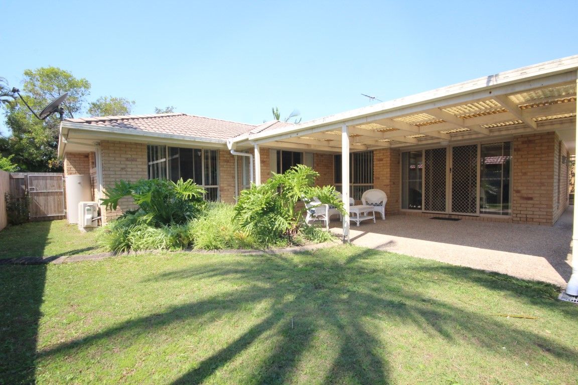 4 bedrooms House in 12 Japonica Court MOUNTAIN CREEK QLD, 4557