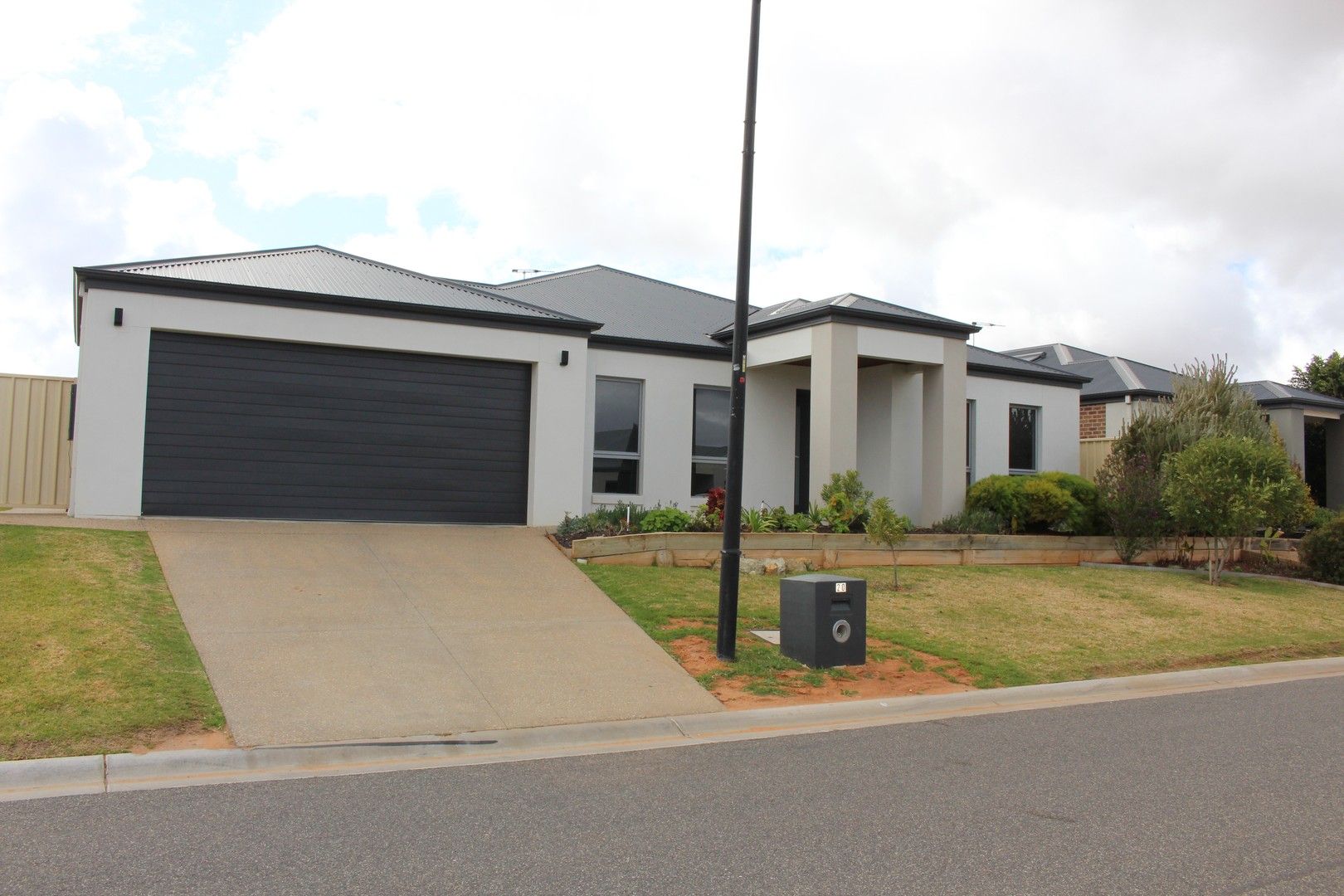 4 bedrooms House in 20 Ponderosa Way MILDURA VIC, 3500