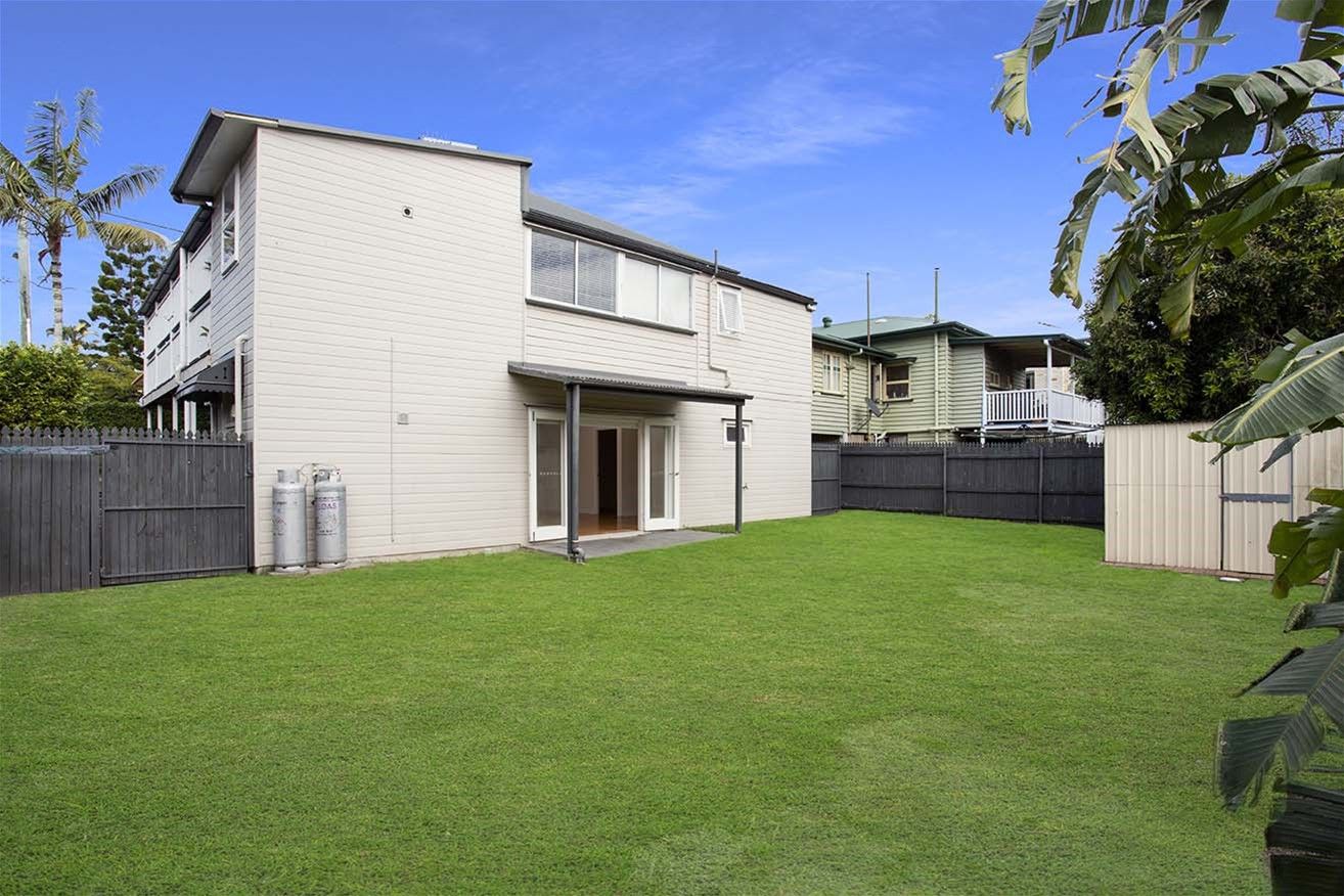 3 bedrooms Semi-Detached in 2/23 Louis St ANNERLEY QLD, 4103