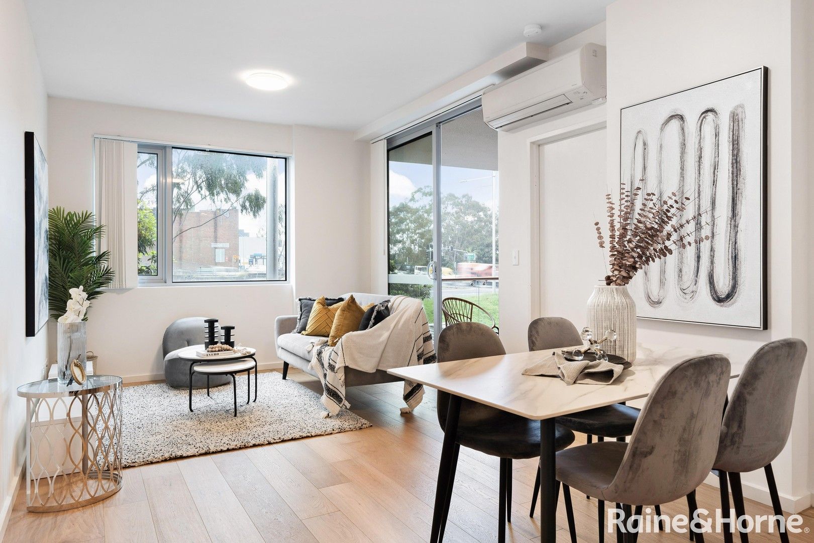 2 bedrooms Apartment / Unit / Flat in 12/35 Devlin Street RYDE NSW, 2112