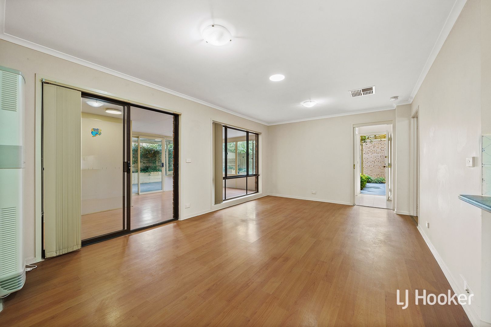 19 Thornhill Crescent, Dunlop ACT 2615, Image 1