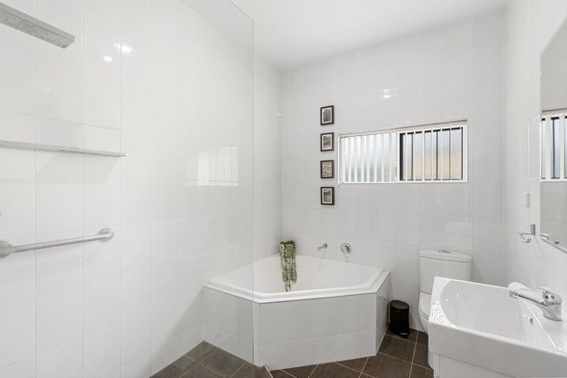 2 Cindy Court, Runcorn QLD 4113, Image 1