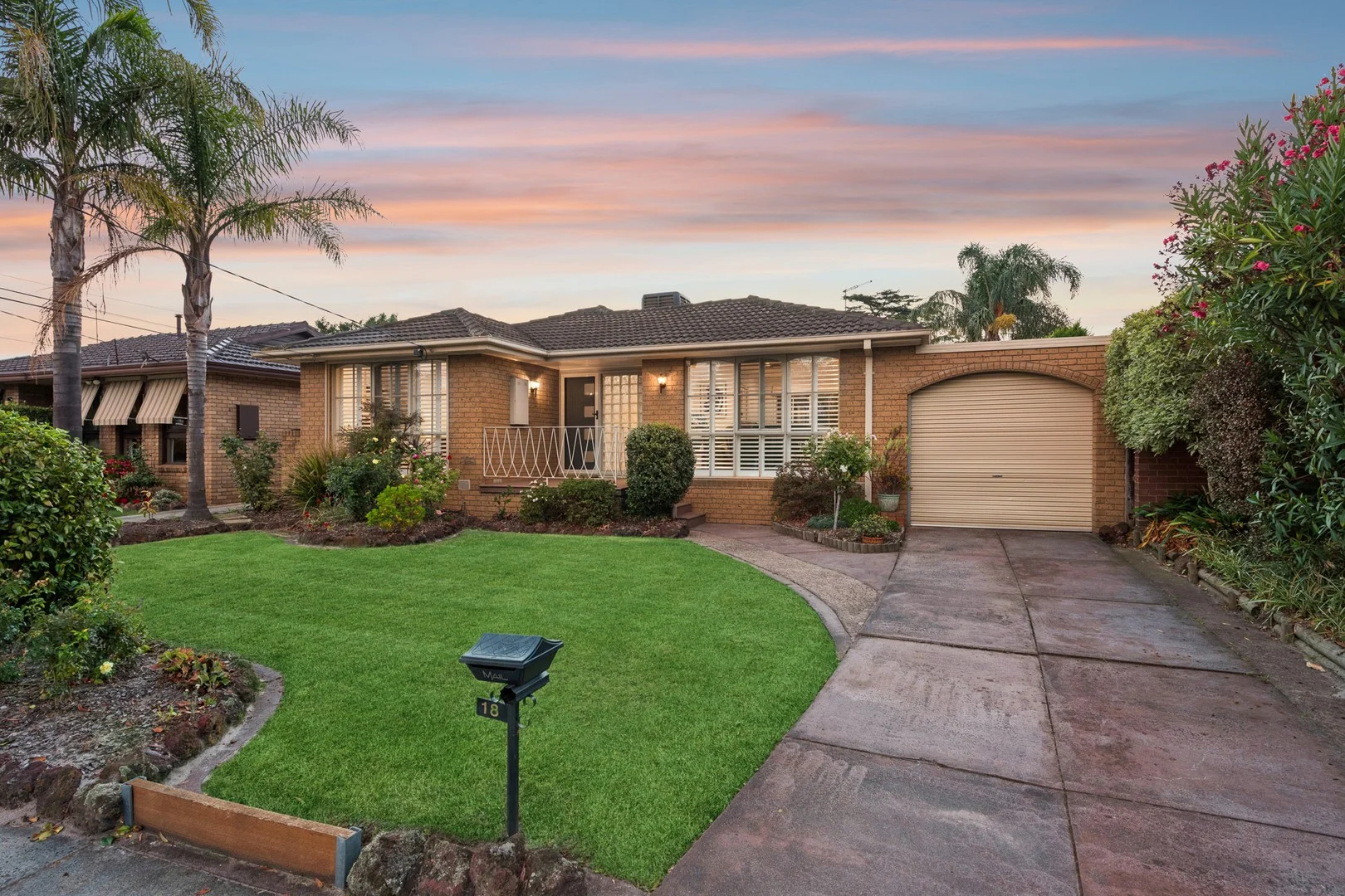 18 Pickworth Drive, Dingley Village VIC 3172