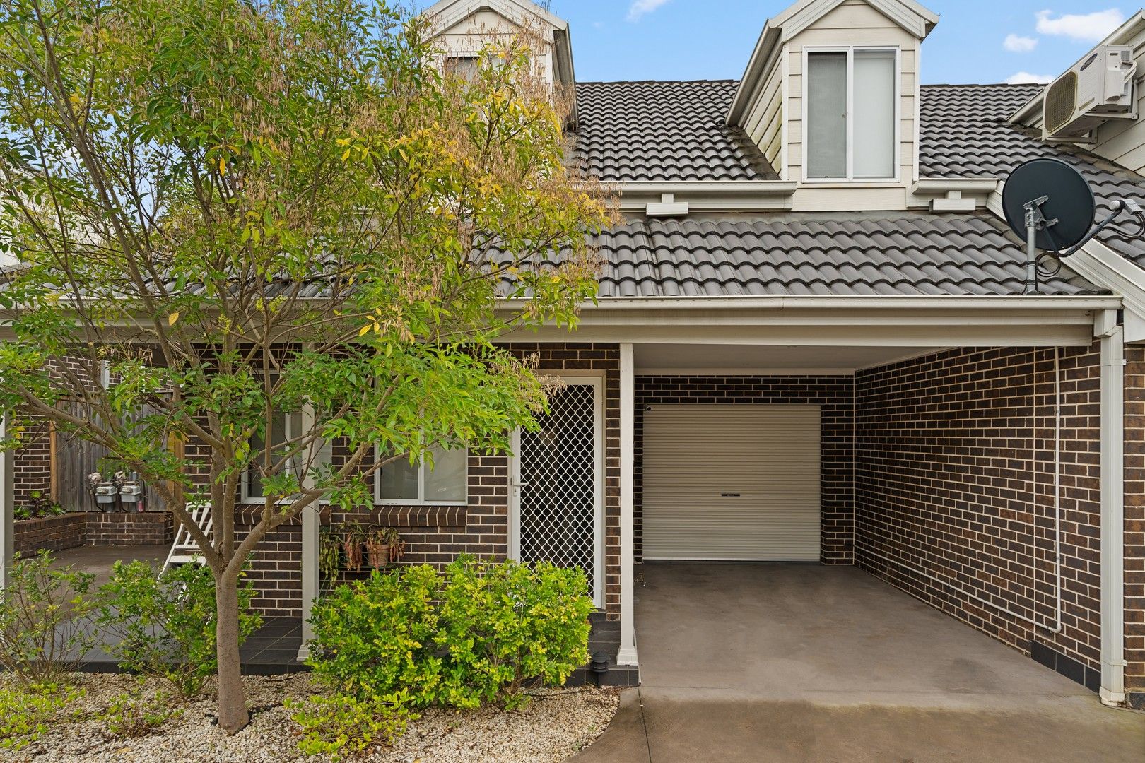 3 bedrooms Townhouse in 3/152 Adelaide Street ST MARYS NSW, 2760