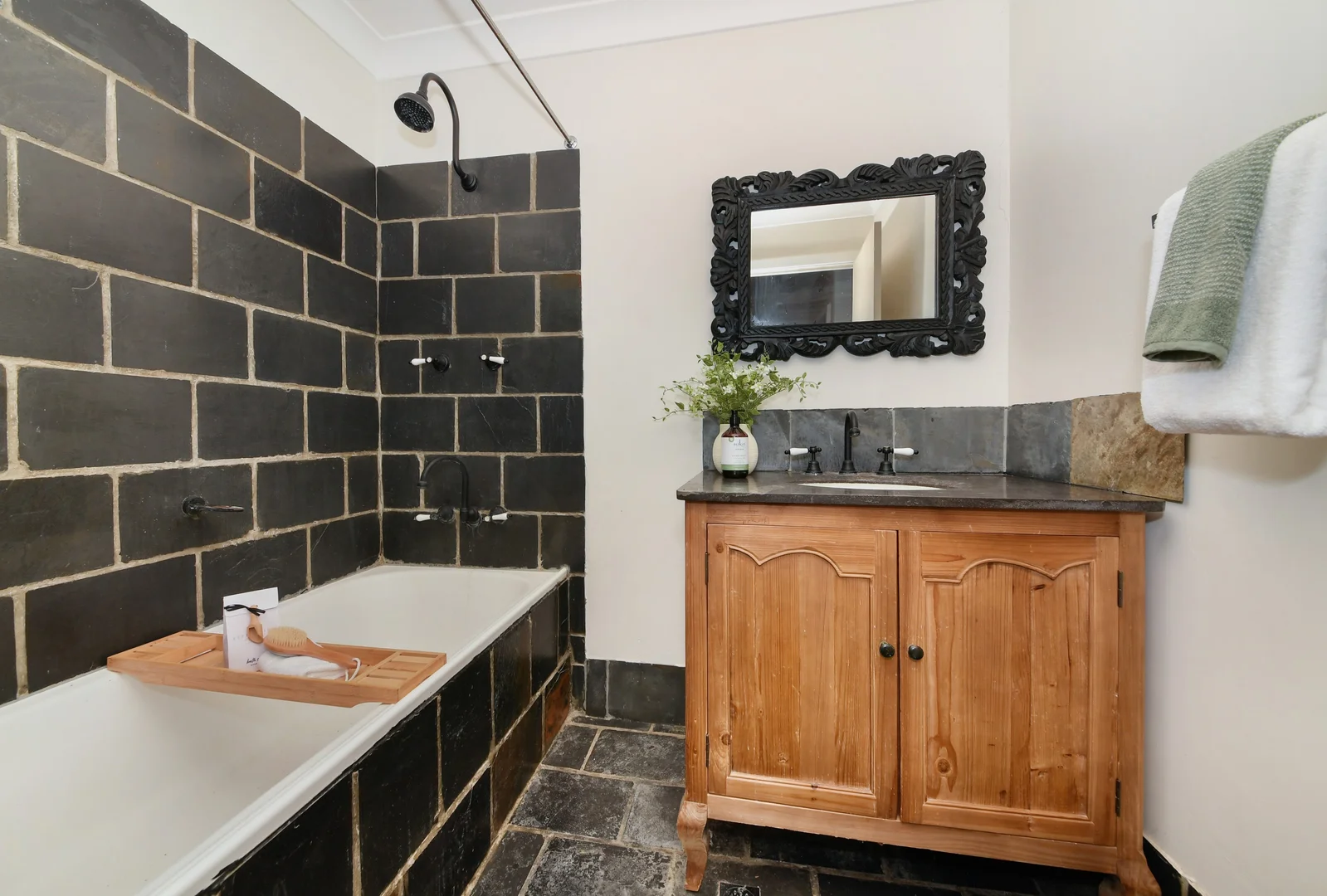 Additional image 17 of 53 Guernsey St, Scone NSW 2337