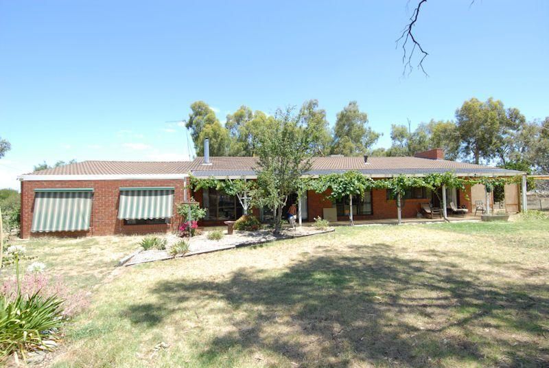 144 Racecourse Road, Deniliquin Property History & Address Research