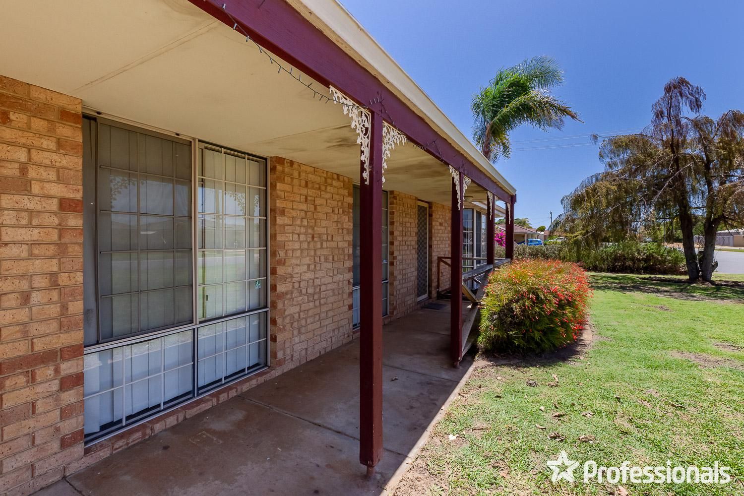 1 Burnside Way, Waikiki WA 6169 House For Rent 520 Domain