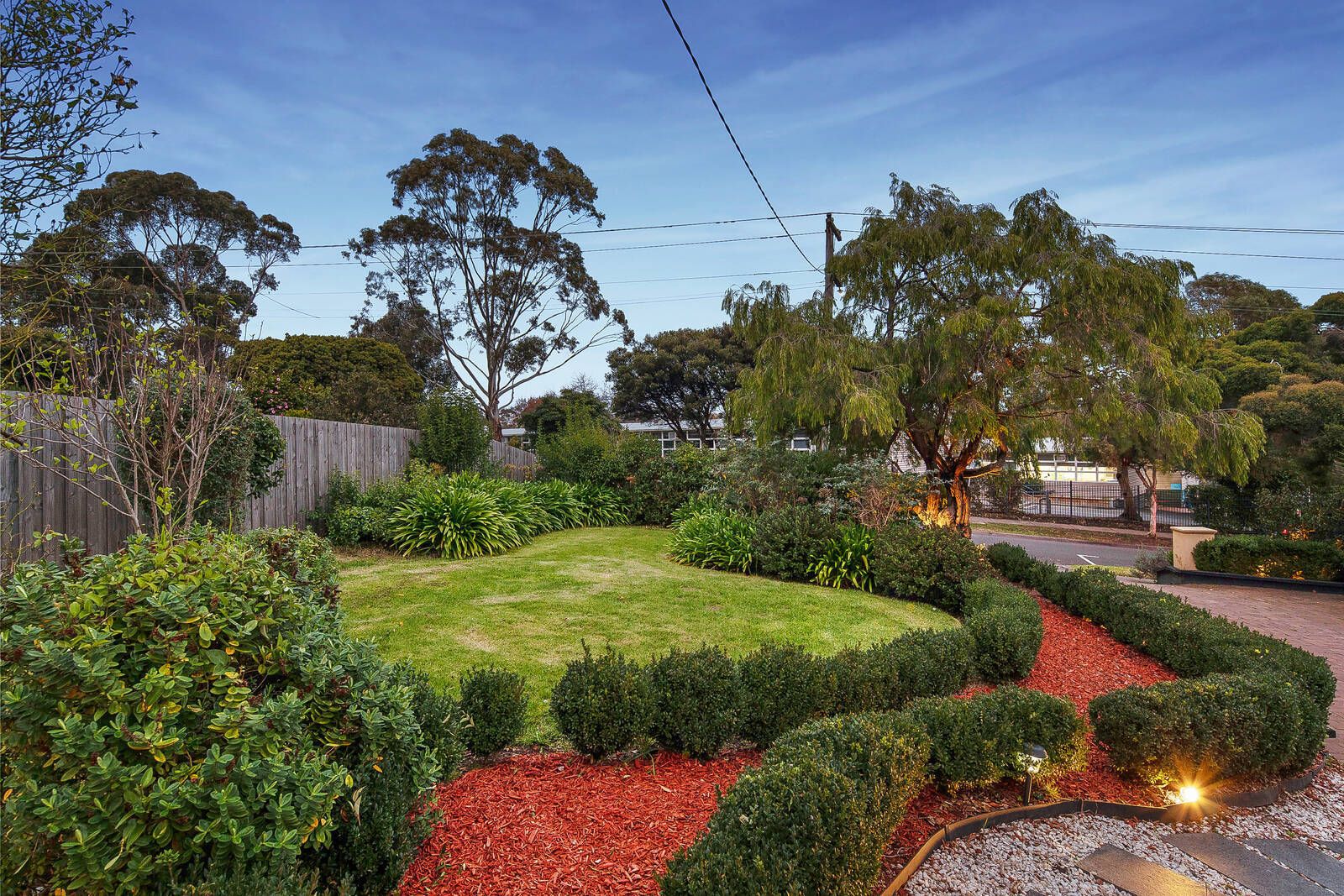 10 Reading Avenue, Balwyn North Property History & Address Research
