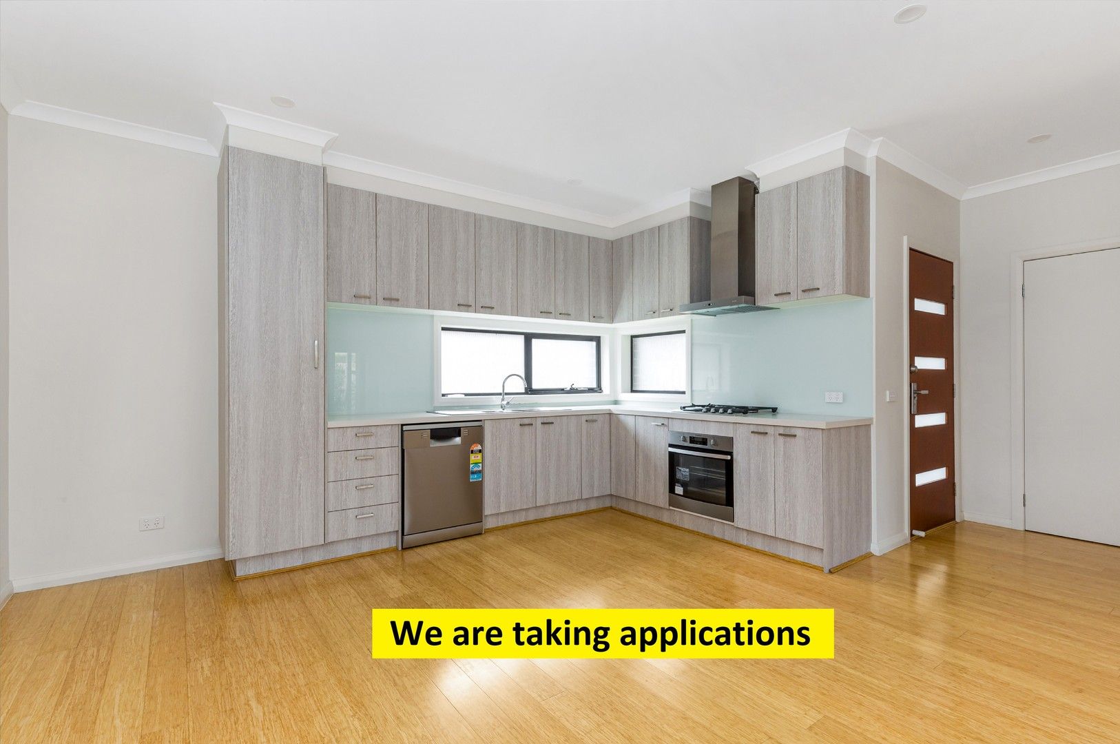 3 bedrooms Apartment / Unit / Flat in 2/77 Albion Road BOX HILL VIC, 3128
