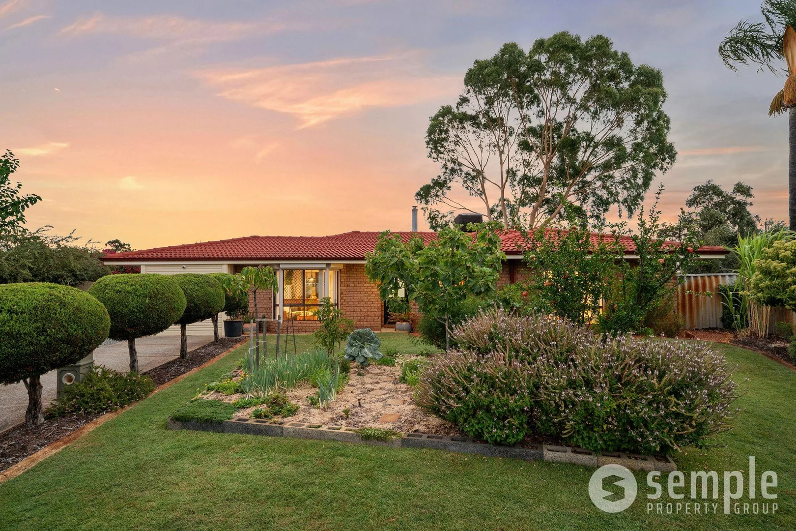 Additional image 34 of 10 Wattle Court, Bibra Lake WA 6163