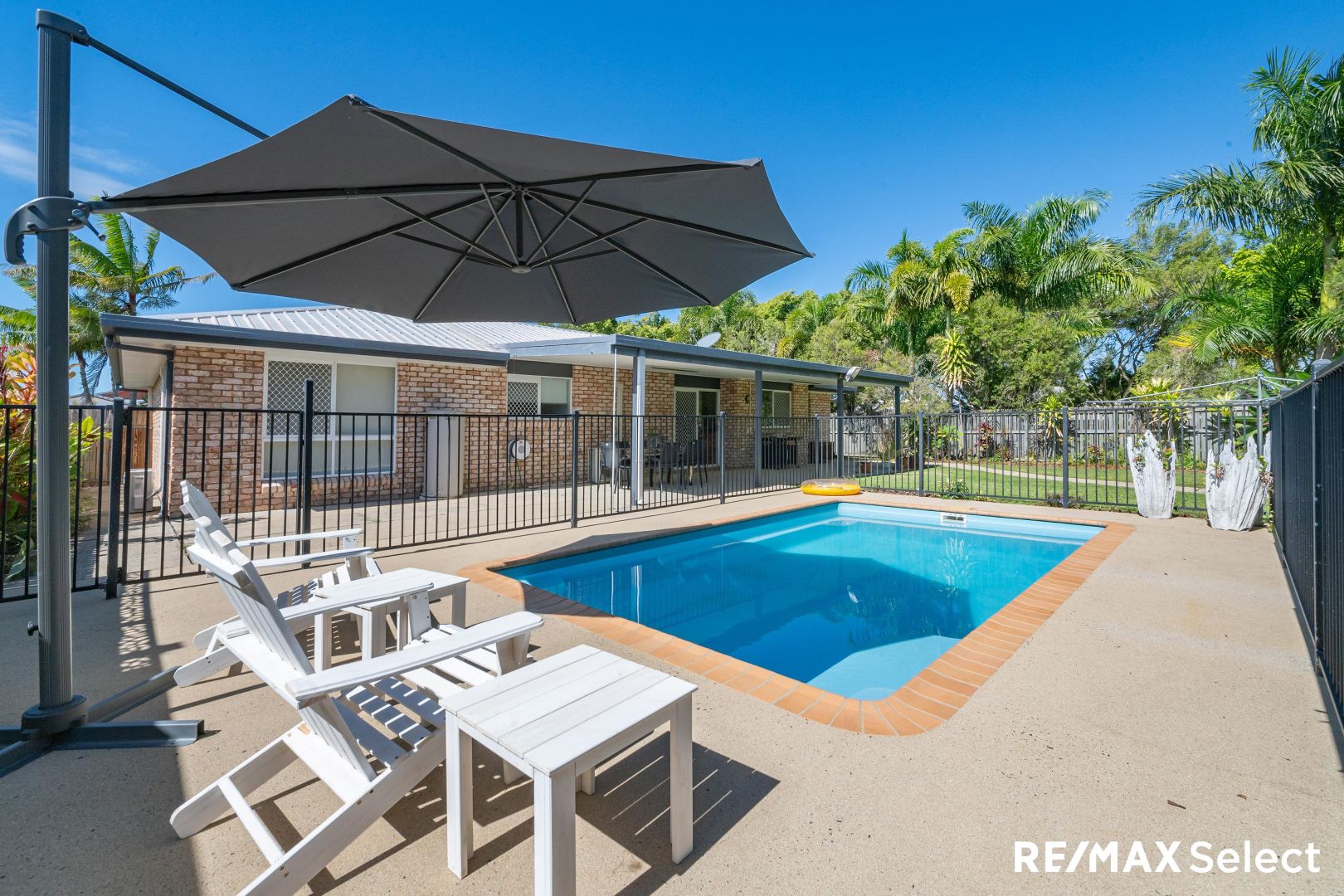 98 Broomdykes Drv, Beaconsfield QLD 4740, Image 1