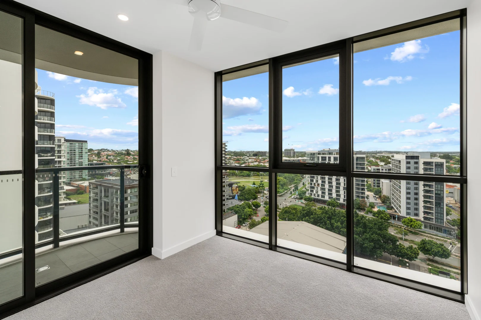 Additional image 11 of 31208/15 Wharf Street, Hamilton QLD 4007