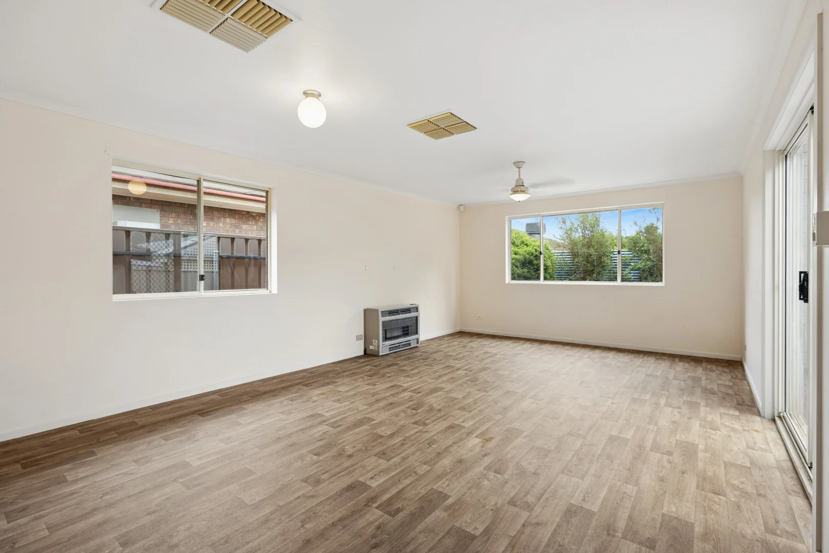 Additional image 15 of 16 Shoalwater Close, Seaford Rise SA 5169