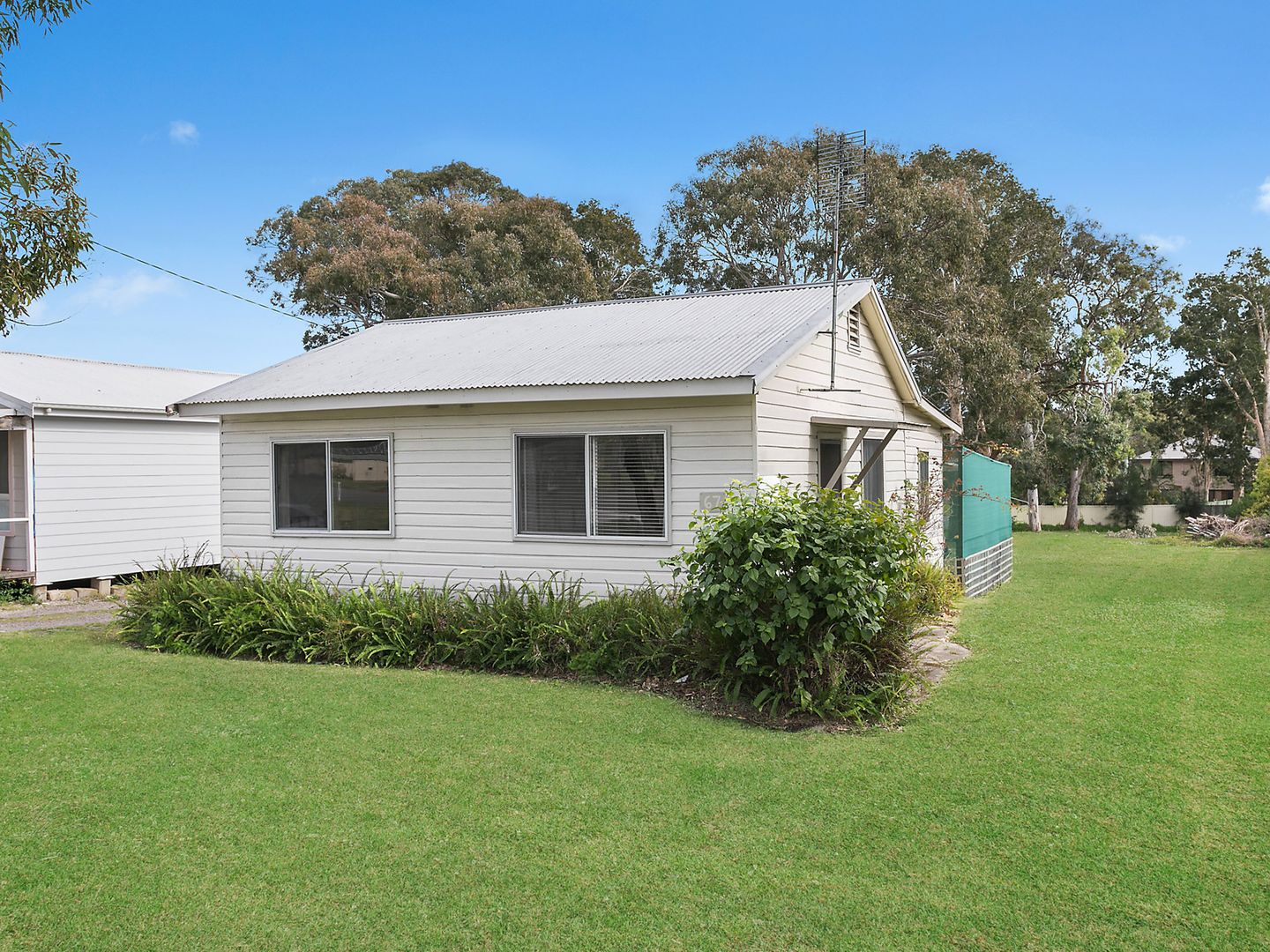 67 Buff Point Avenue, Buff Point NSW 2262, Image 2