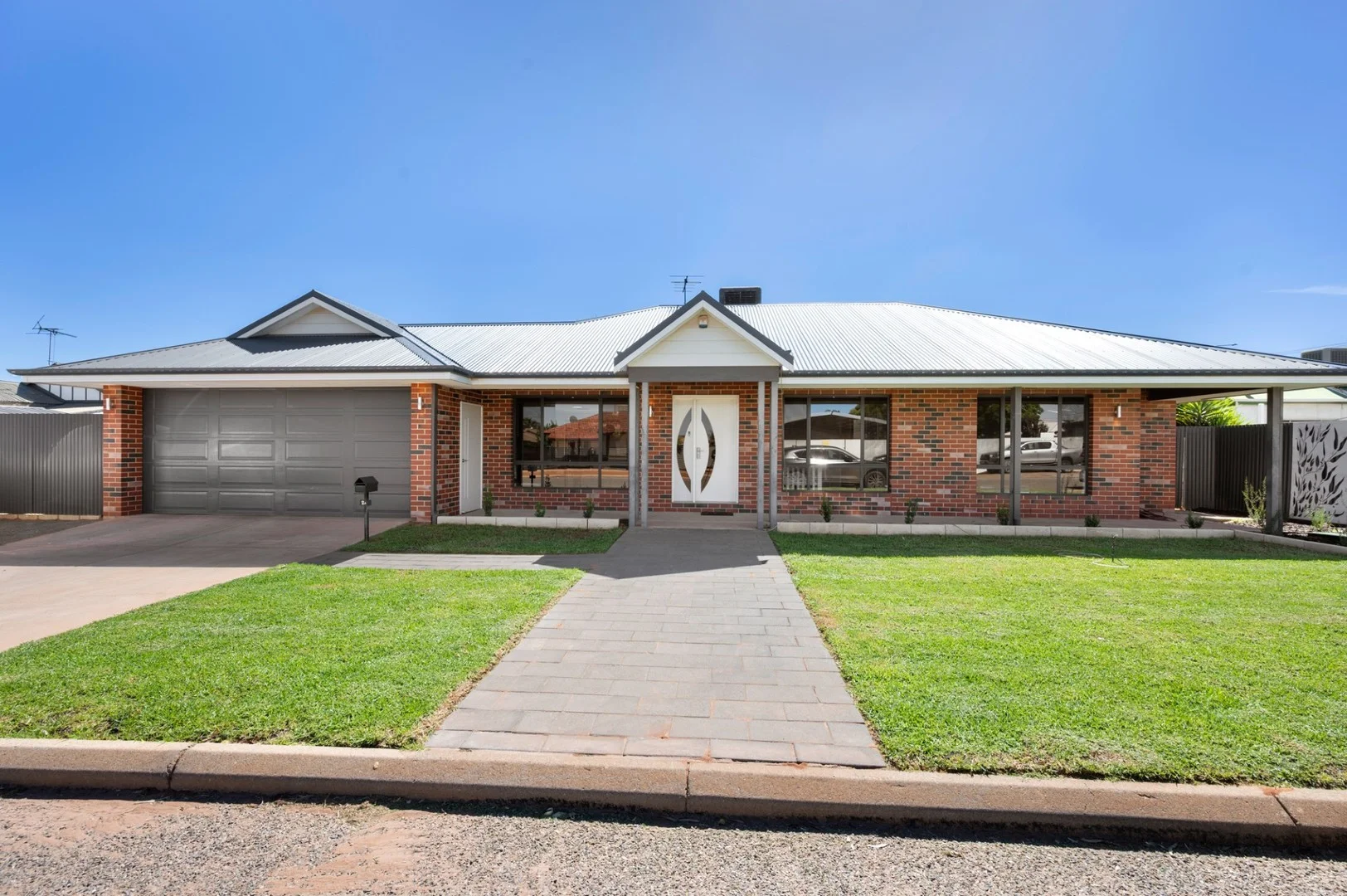 Primary image of 2a Holmes Street, Boulder WA 6432