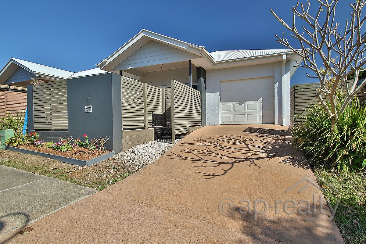 3 bedrooms House in 17 Carnarvon Avenue SPRINGFIELD LAKES QLD, 4300