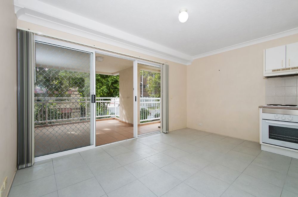 5/23 Lima Street, Auchenflower QLD 4066, Image 2