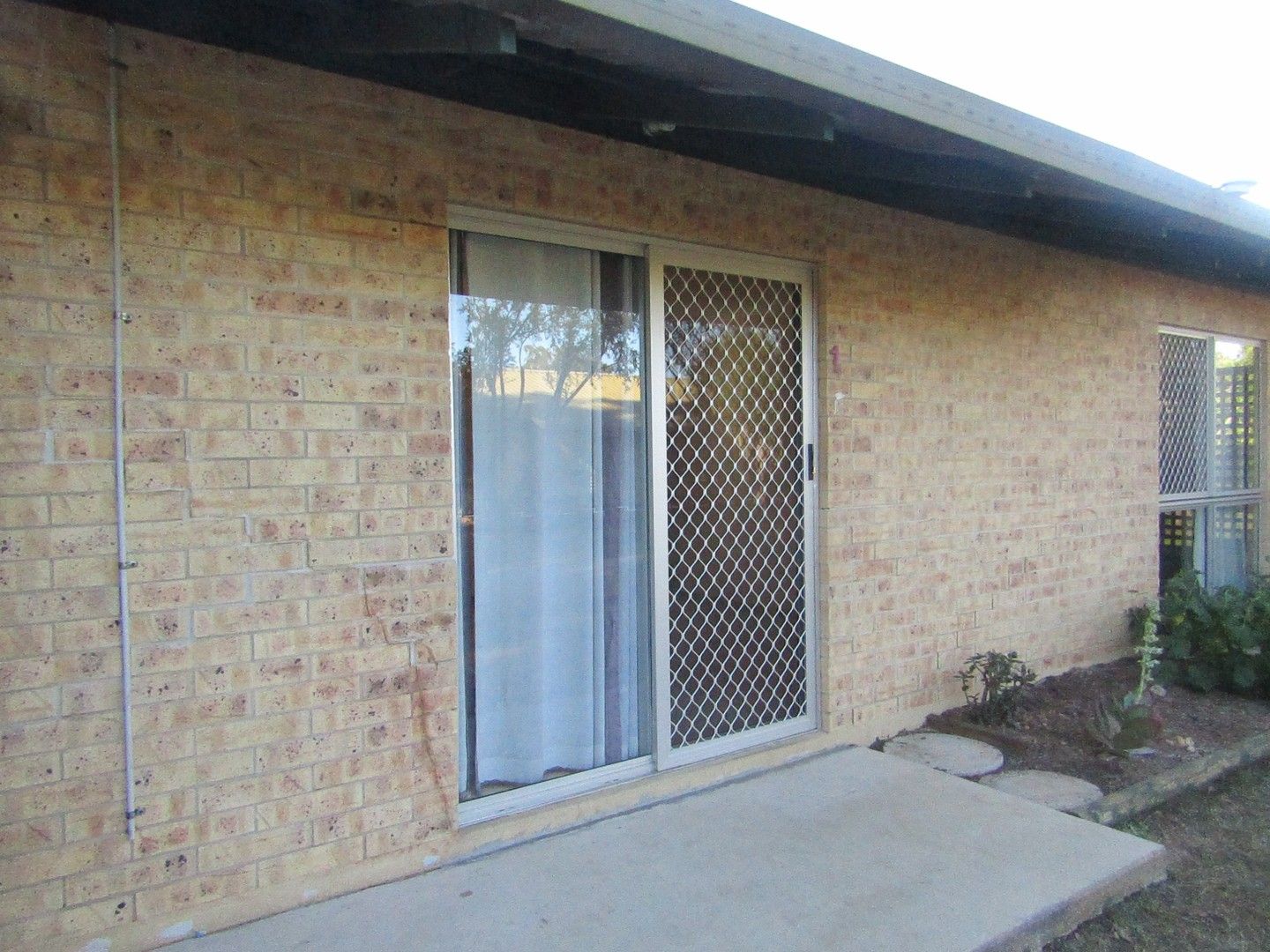 2 bedrooms Apartment / Unit / Flat in 1/88 Walter Road KINGAROY QLD, 4610