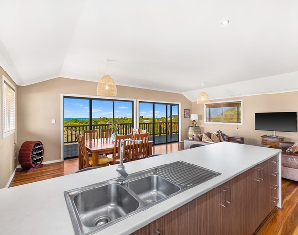 60 Cargeeg Bend, White Peak WA 6532