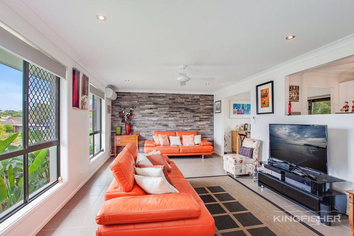 26 Treeview Drive, Burleigh Waters QLD 4220, Image 2