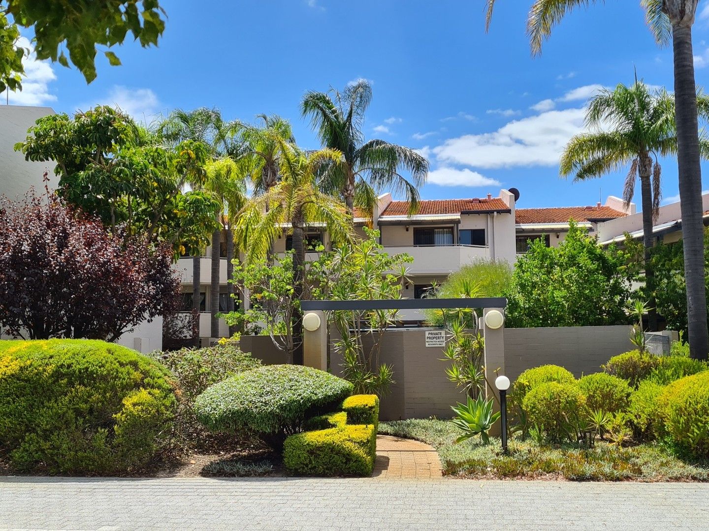 2 bedrooms Apartment / Unit / Flat in 11/1 Weston Avenue SOUTH PERTH WA, 6151