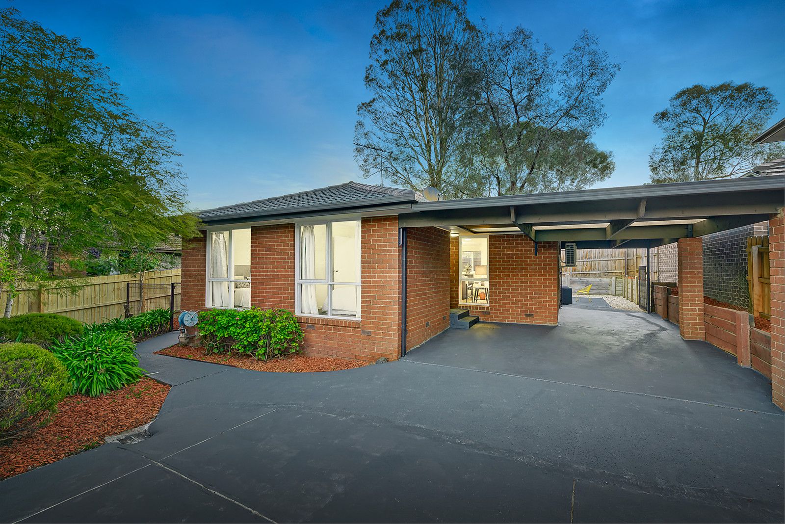 2/11 Woodside Avenue, Ringwood VIC 3134, Image 0