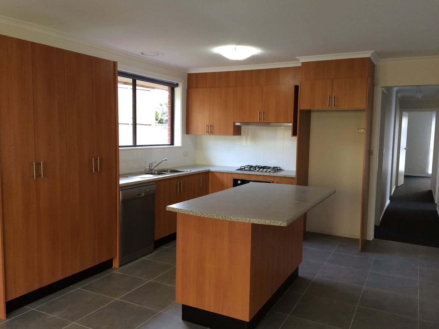 6 Terara Court, Endeavour Hills VIC 3802 House For Rent Domain