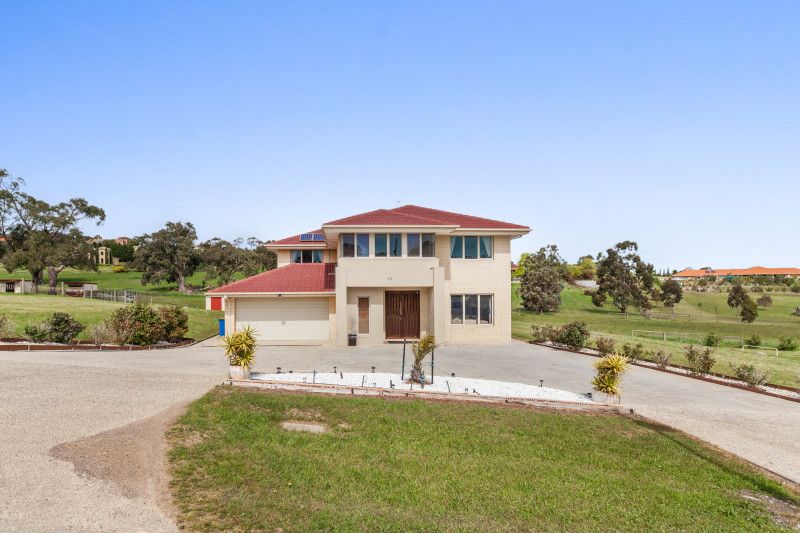 13 Fina Court, Hidden Valley VIC 3756, Image 0