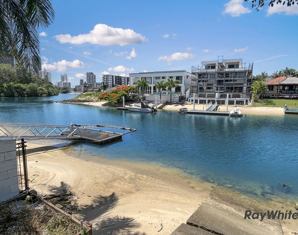 10 Merrimac Boulevard, Broadbeach Waters QLD 4218