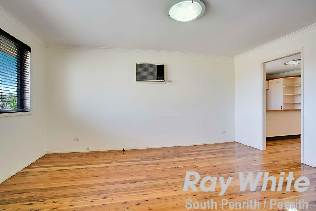 37 Rugby Street, Cambridge Park NSW 2747, Image 2