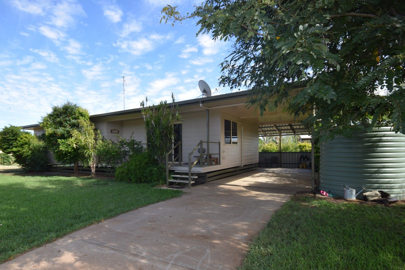 37 SAINT MARY STREET, Isisford QLD 4731, Image 0