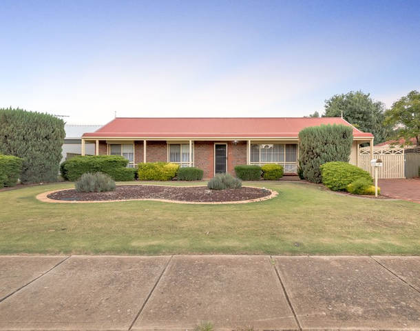 25 President Avenue, Andrews Farm SA 5114