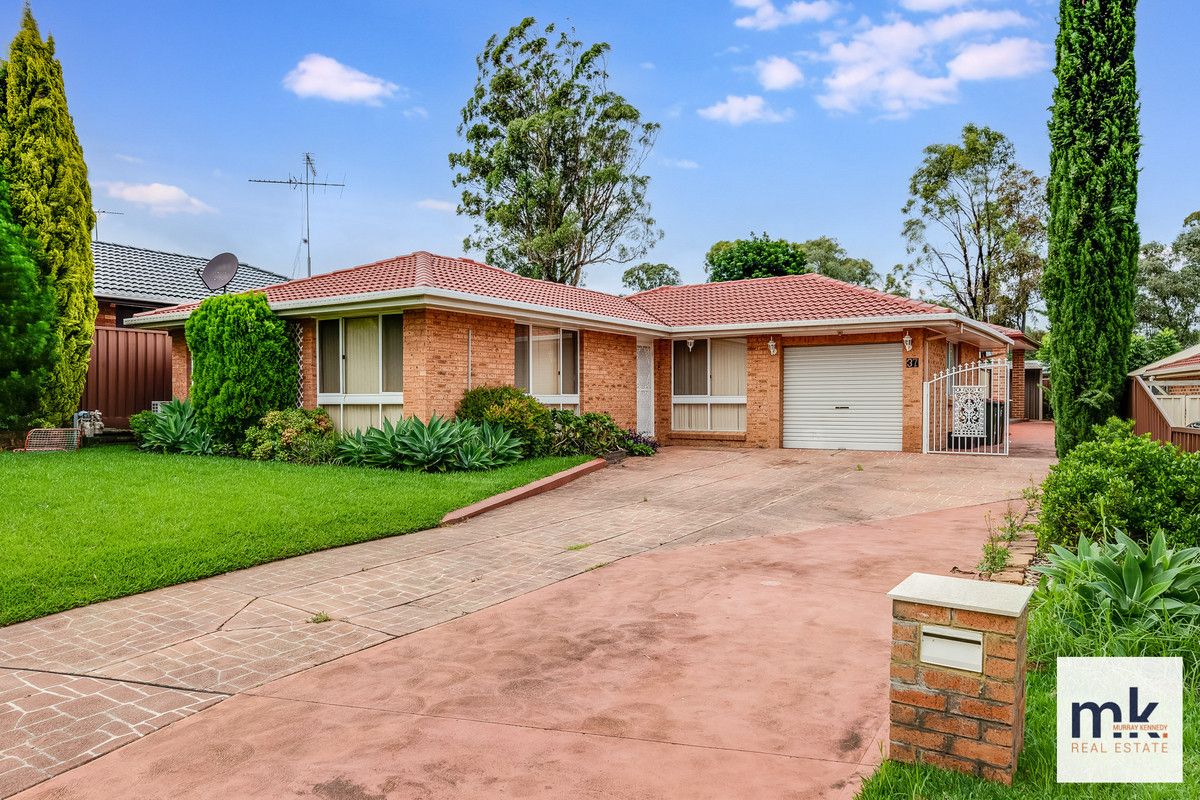 3 bedrooms House in 37 McEwan Circuit MOUNT ANNAN NSW, 2567