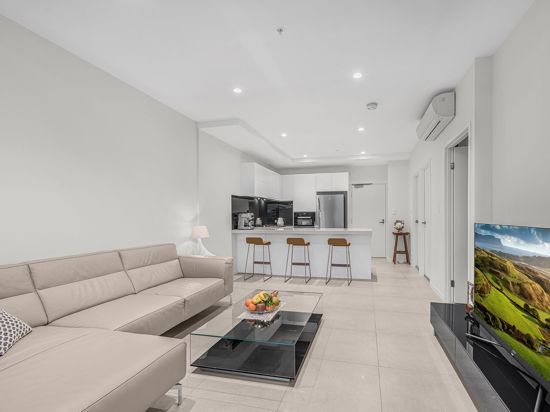 1 bedrooms Apartment / Unit / Flat in 902/5 Cameron Street SOUTH BRISBANE QLD, 4101