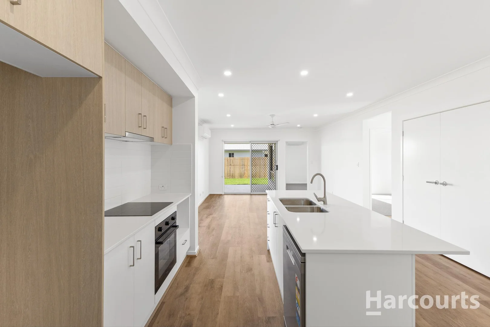 Additional image 2 of 8 Distant Waters Court, Burrum Heads QLD 4659