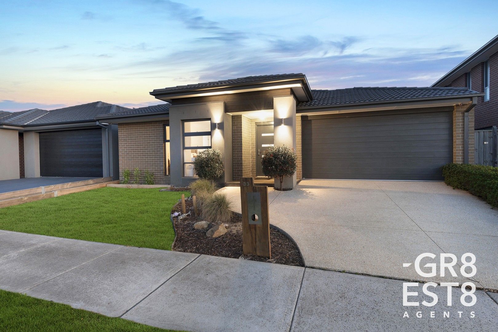 33 REMUS CIRCUIT, Cranbourne West VIC 3977, Image 0