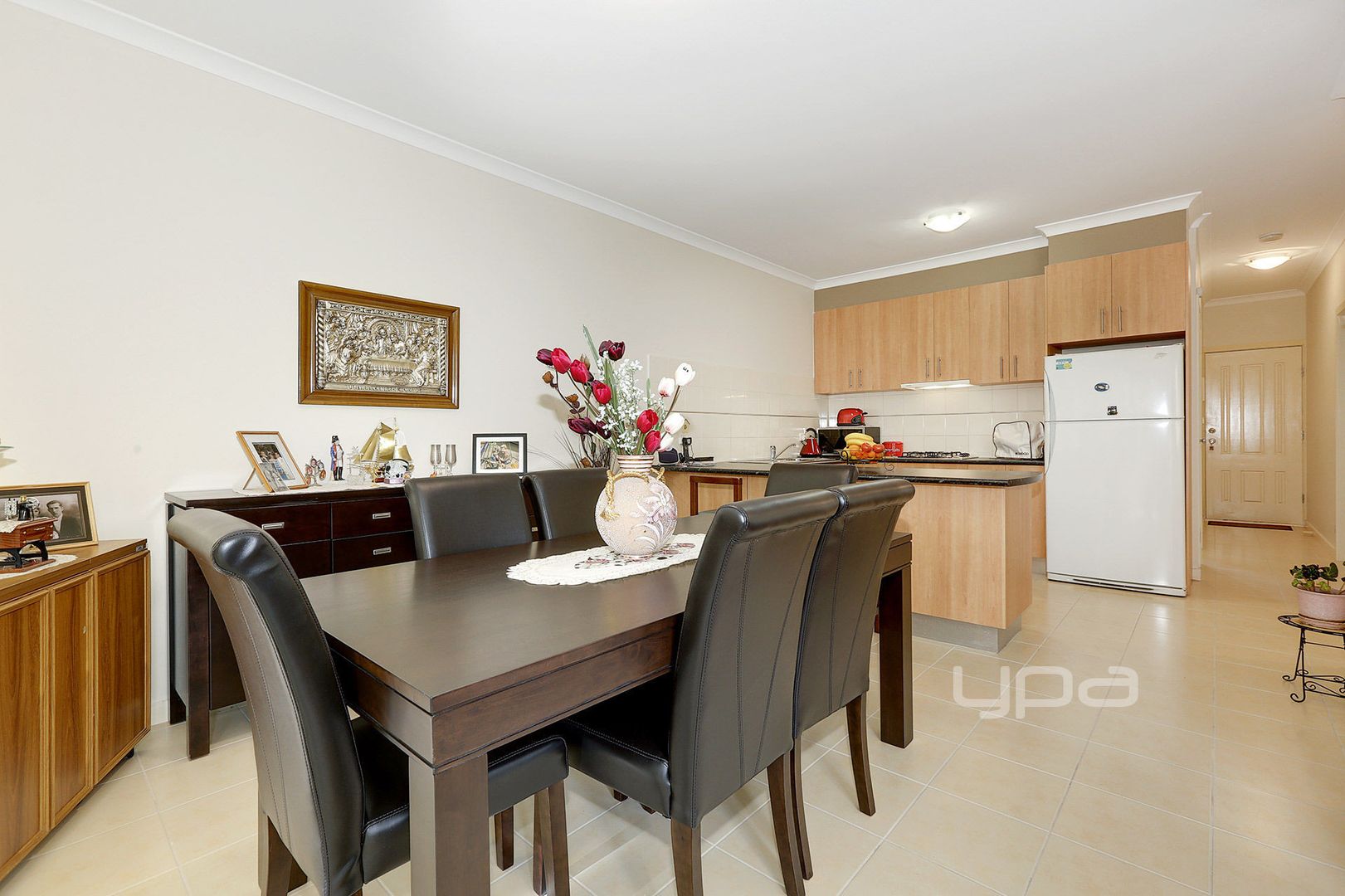 3/37 Victoria Road, Sydenham VIC 3037, Image 2