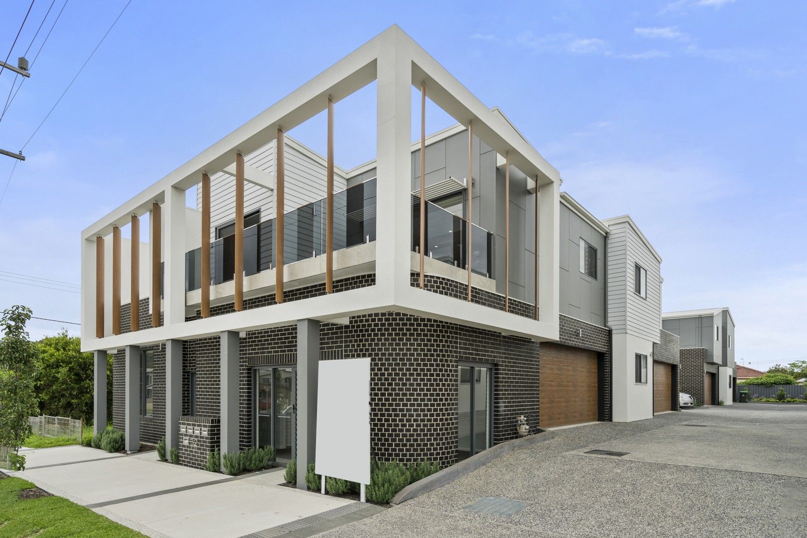 3 bedrooms Townhouse in 8/32 Charles Street WARNERS BAY NSW, 2282