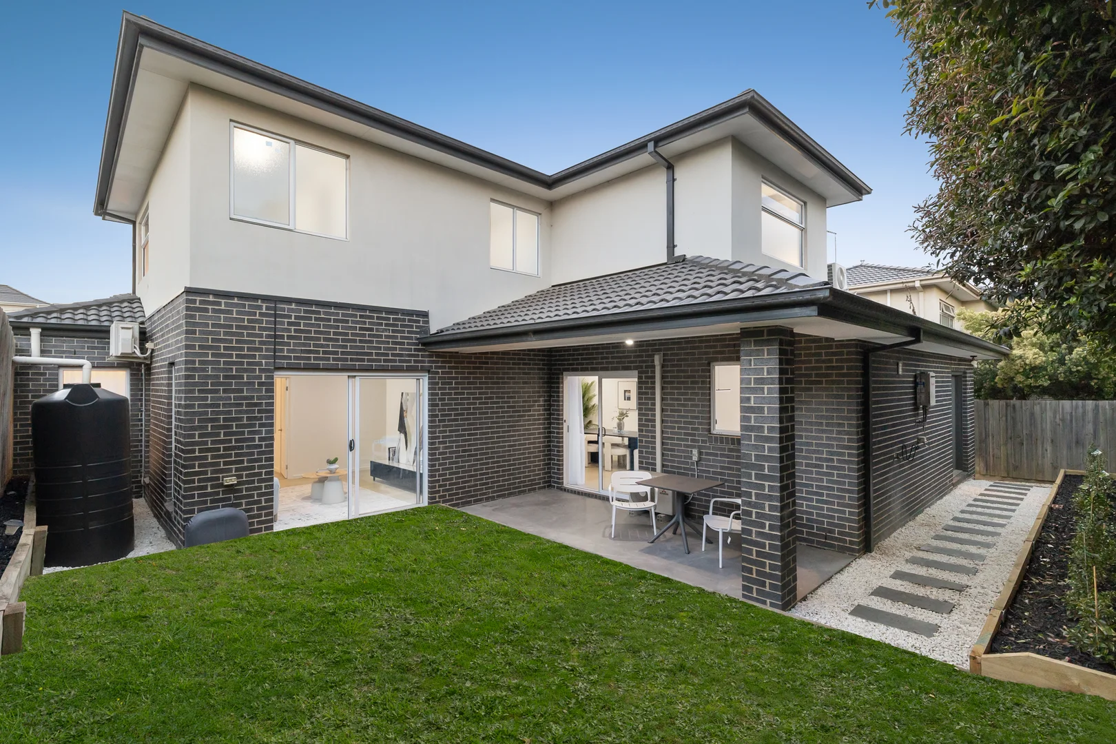 Additional image 11 of 2/5 Outhwaite Avenue, Doncaster VIC 3108