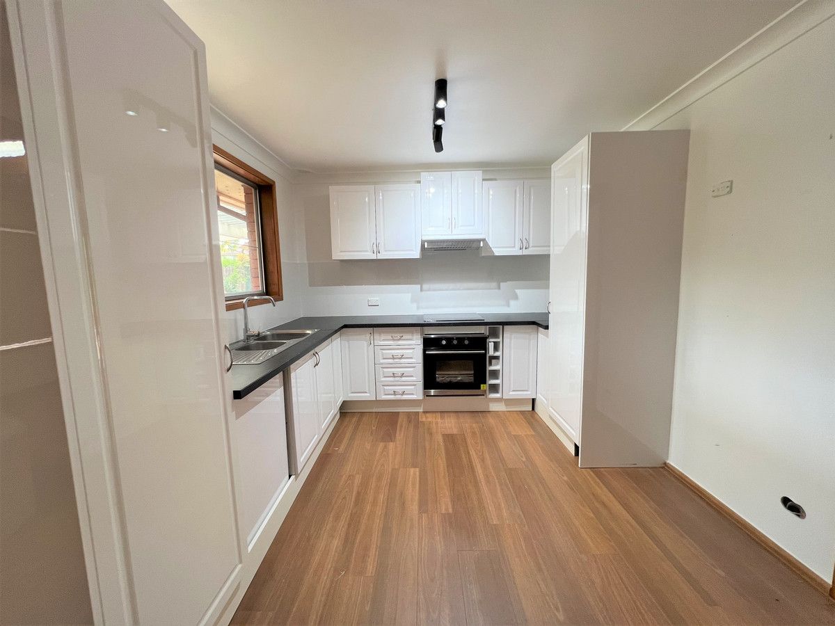 3 bedrooms House in 24 Kendall Street CAMPBELLTOWN NSW, 2560