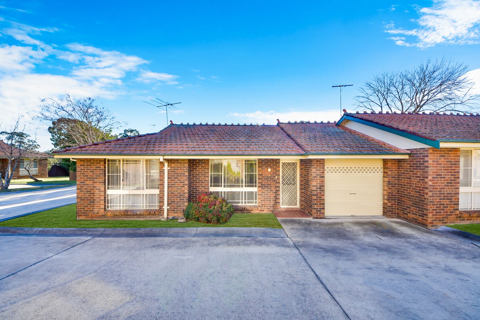 15/3 Packard Close, Ingleburn NSW 2565, Image 1