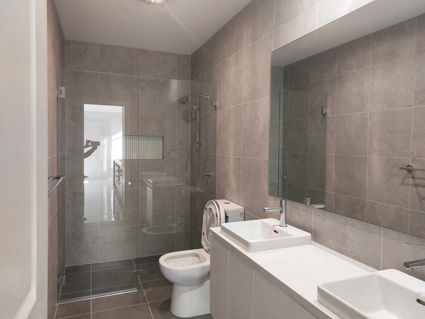 Additional image 3 of 34A Illyria Street, Rosemeadow NSW 2560