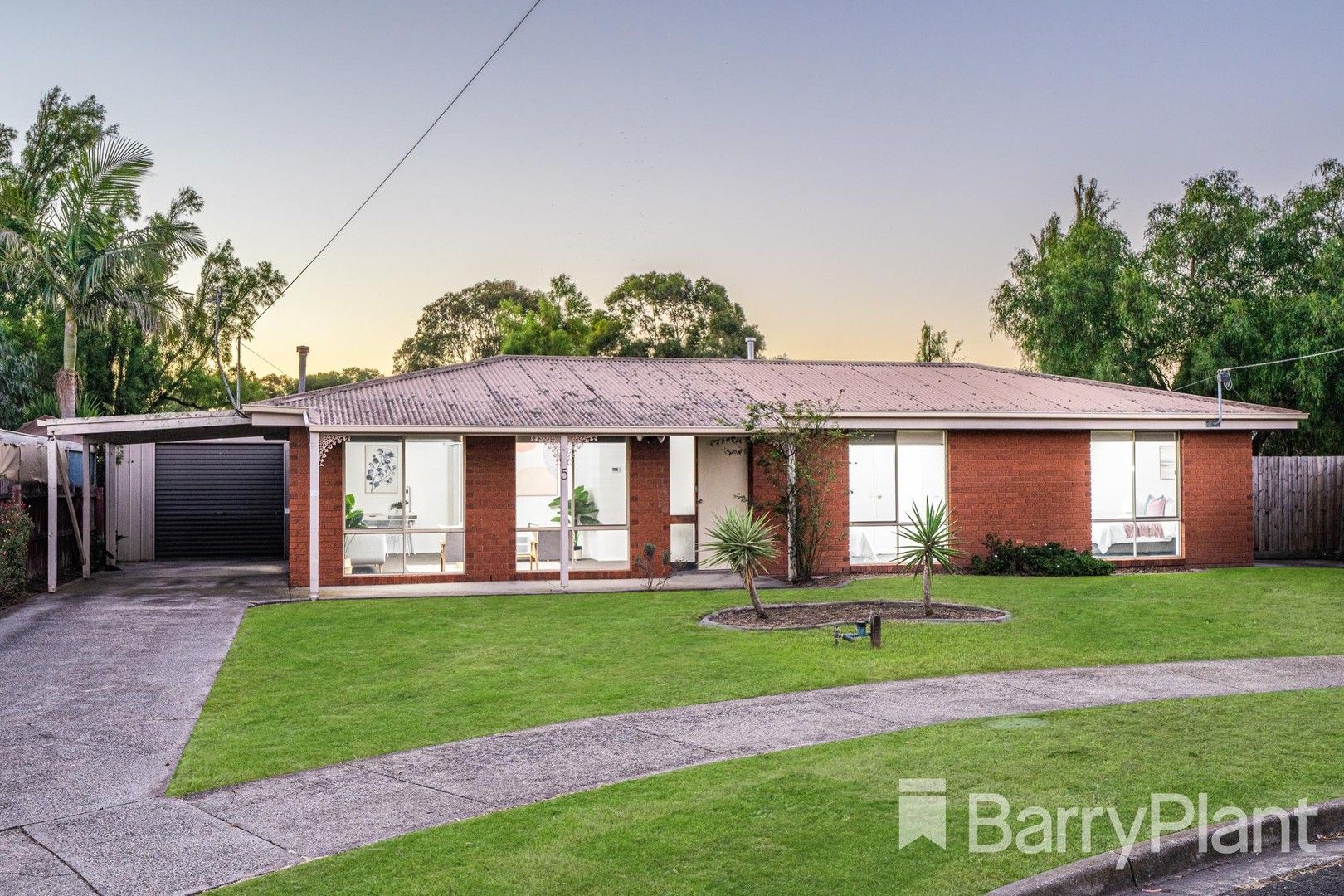 5 Galaxy Court, Whittington VIC 3219, Image 0