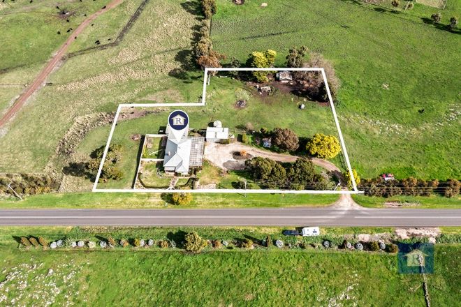 Picture of 435 Corangamite Lake Road, COROROOKE VIC 3254