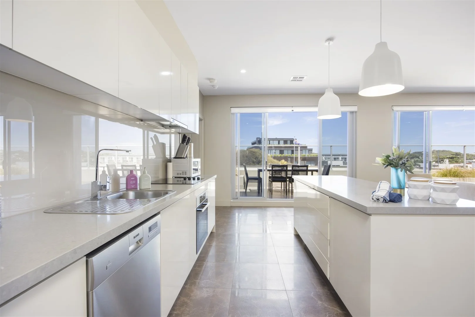 17/68 Ocean Beach Road, Sorrento VIC 3943