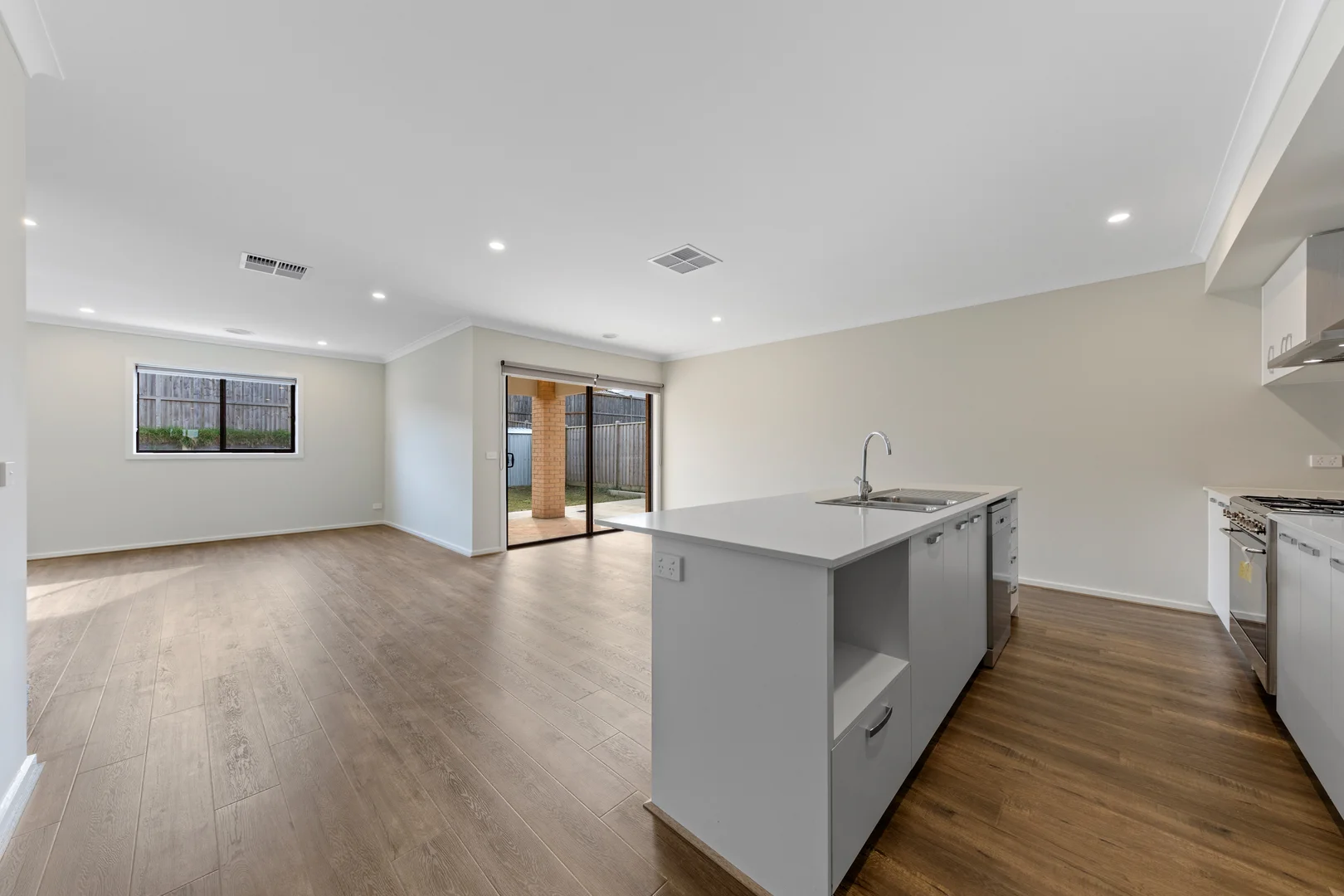 Additional image 4 of 47 Skyline Drive, Warragul VIC 3820