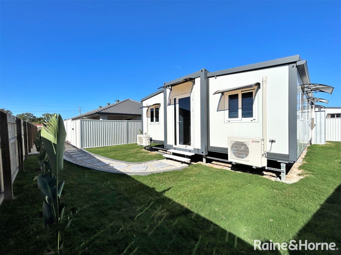 2 bedrooms Apartment / Unit / Flat in 116A Murphy Street POINT VERNON QLD, 4655