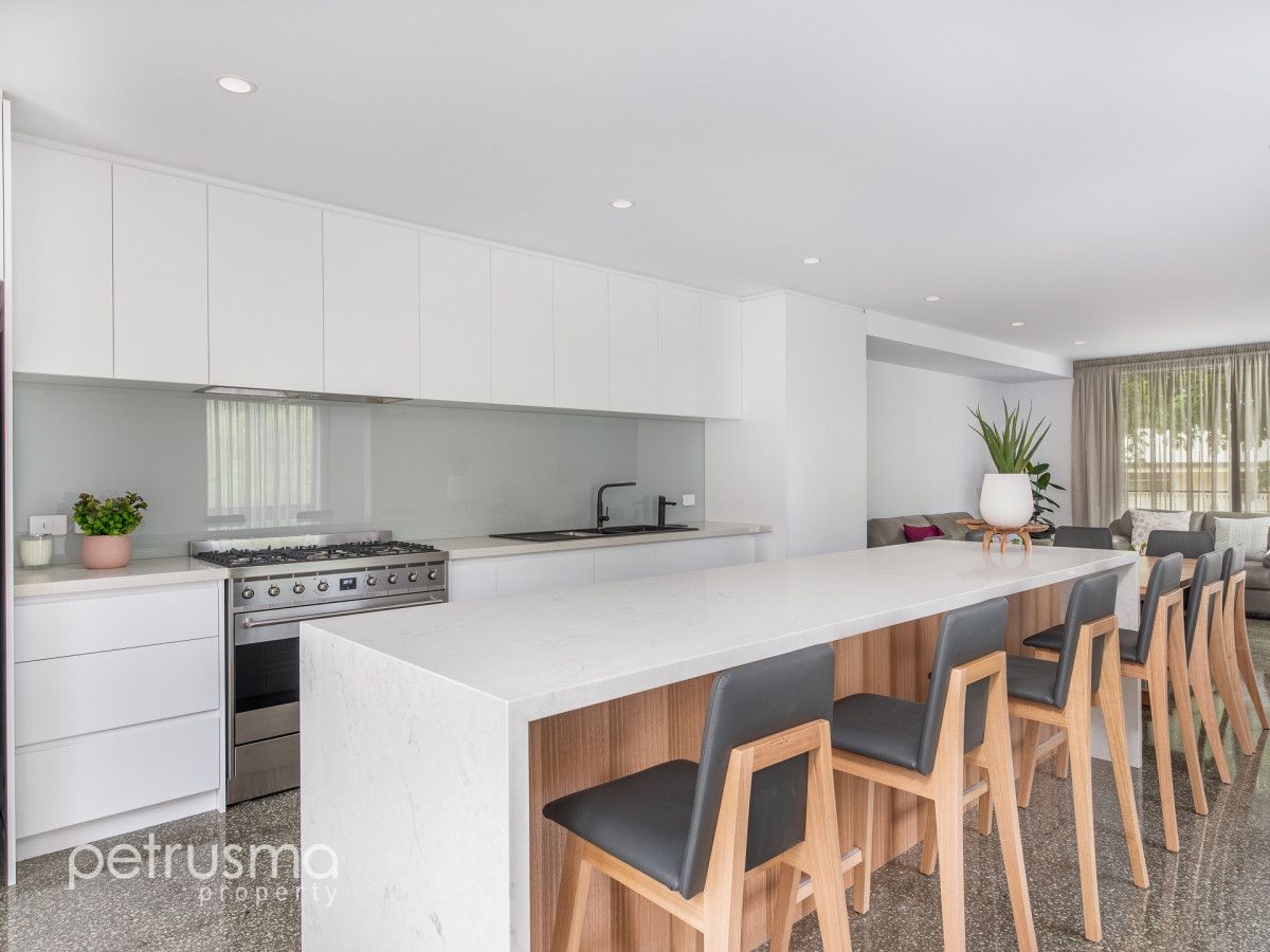 2/38 Fitzroy Place, Dynnyrne TAS 7005, Image 2